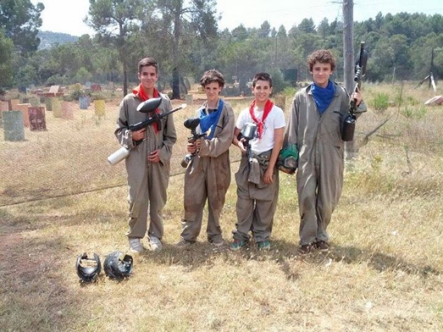 listos para el paintball.jpg